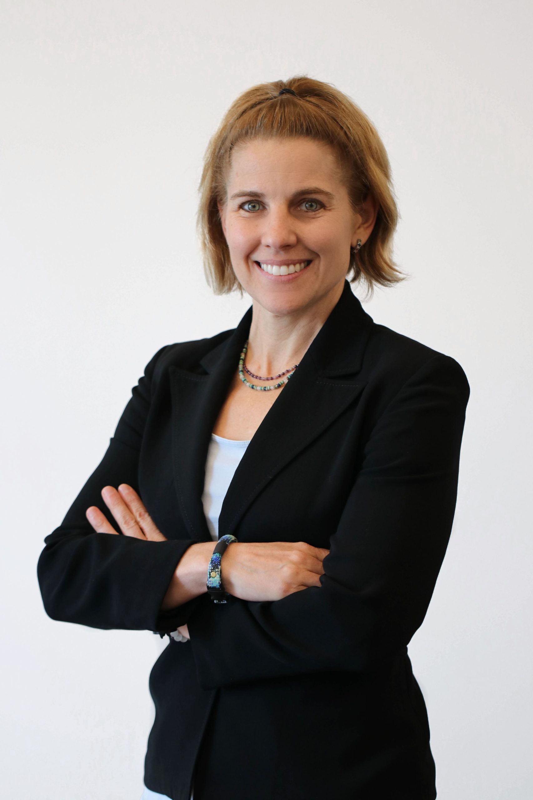 head shot 2023 head shot 2023